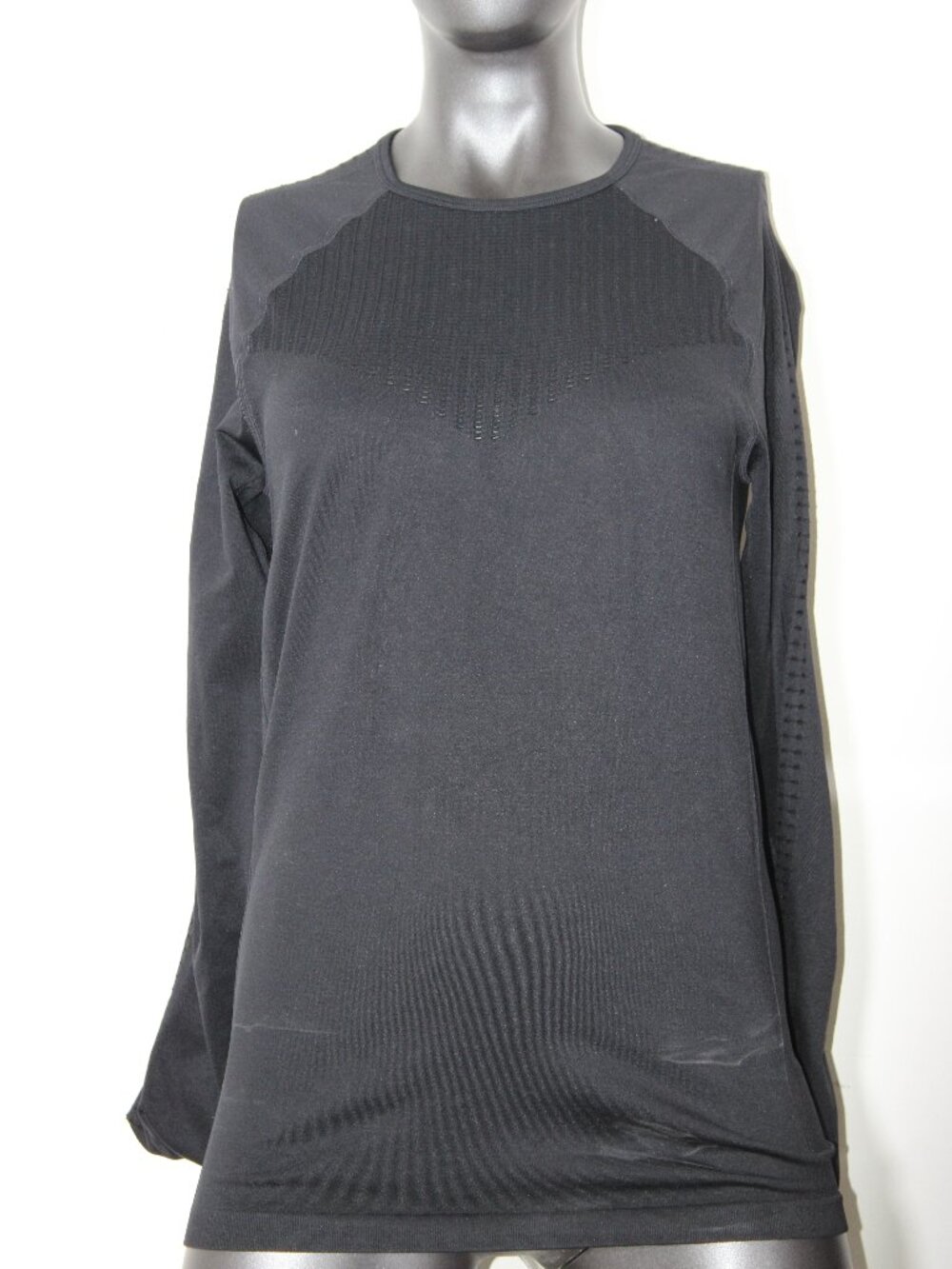 Fabletics Sync Seamless Long-Sleeve Top